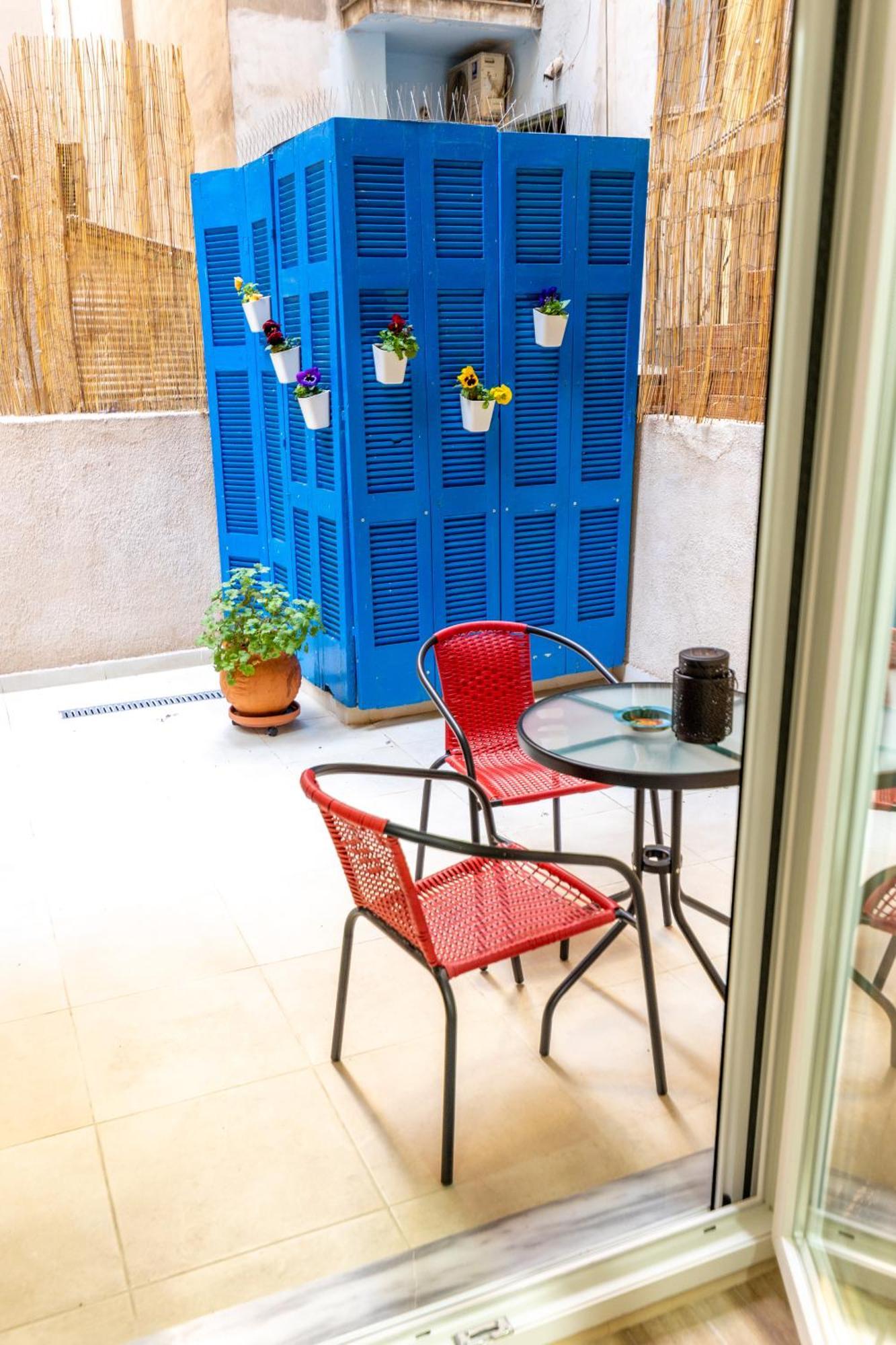 Oasis In The Centre Apartment Атина Екстериор снимка