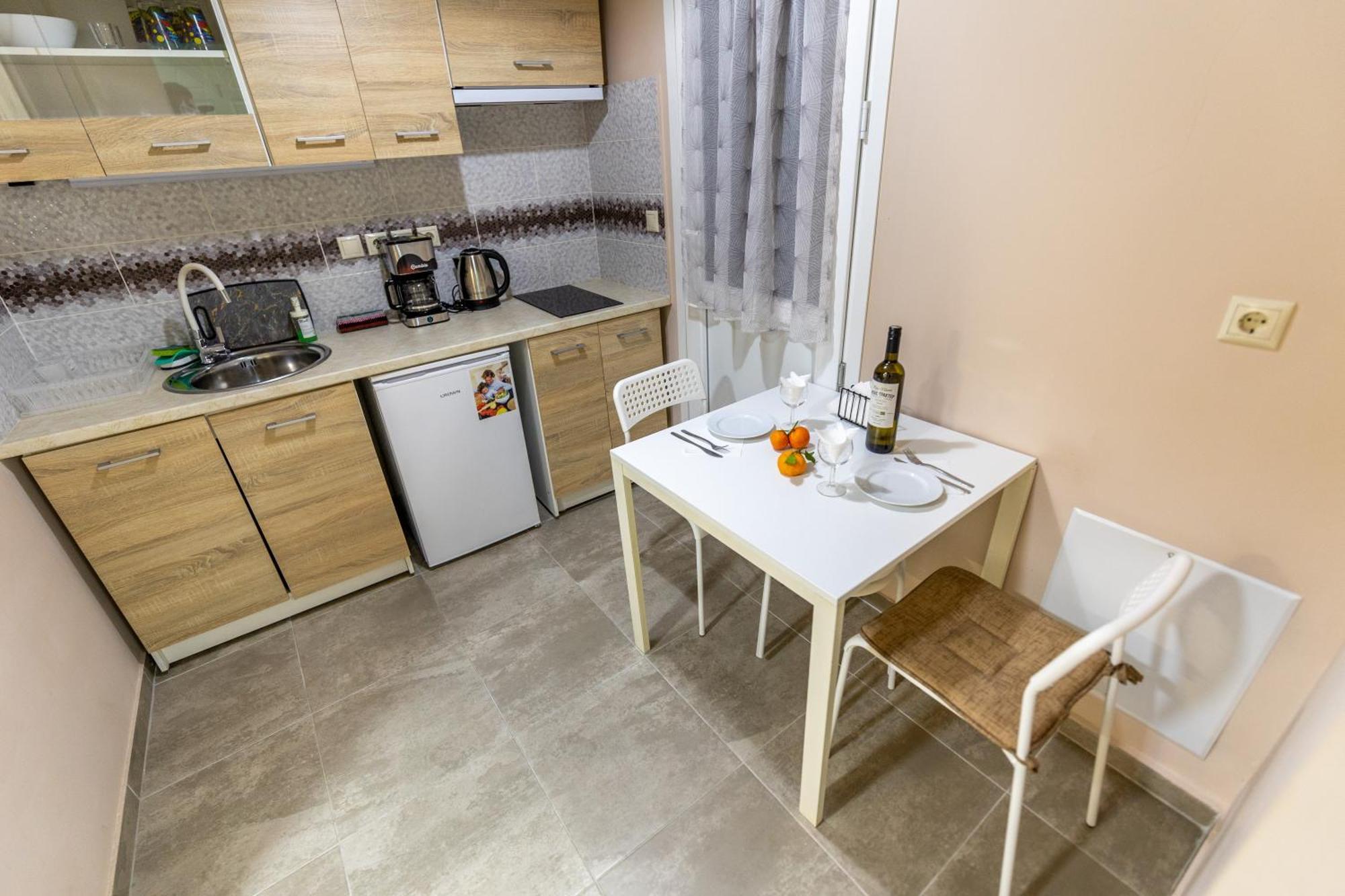 Oasis In The Centre Apartment Атина Екстериор снимка