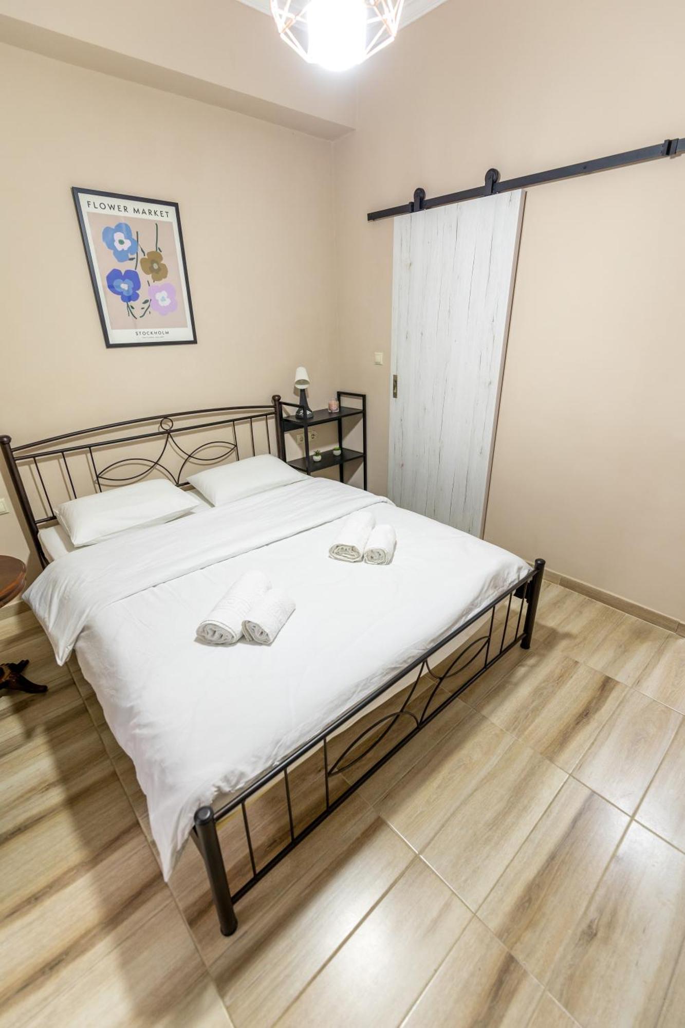 Oasis In The Centre Apartment Атина Екстериор снимка